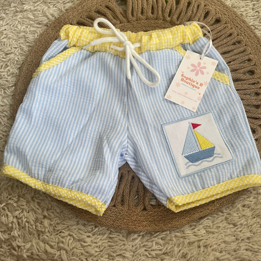 New Striped Blue and Yellow Sailboat Shorts Sz 6